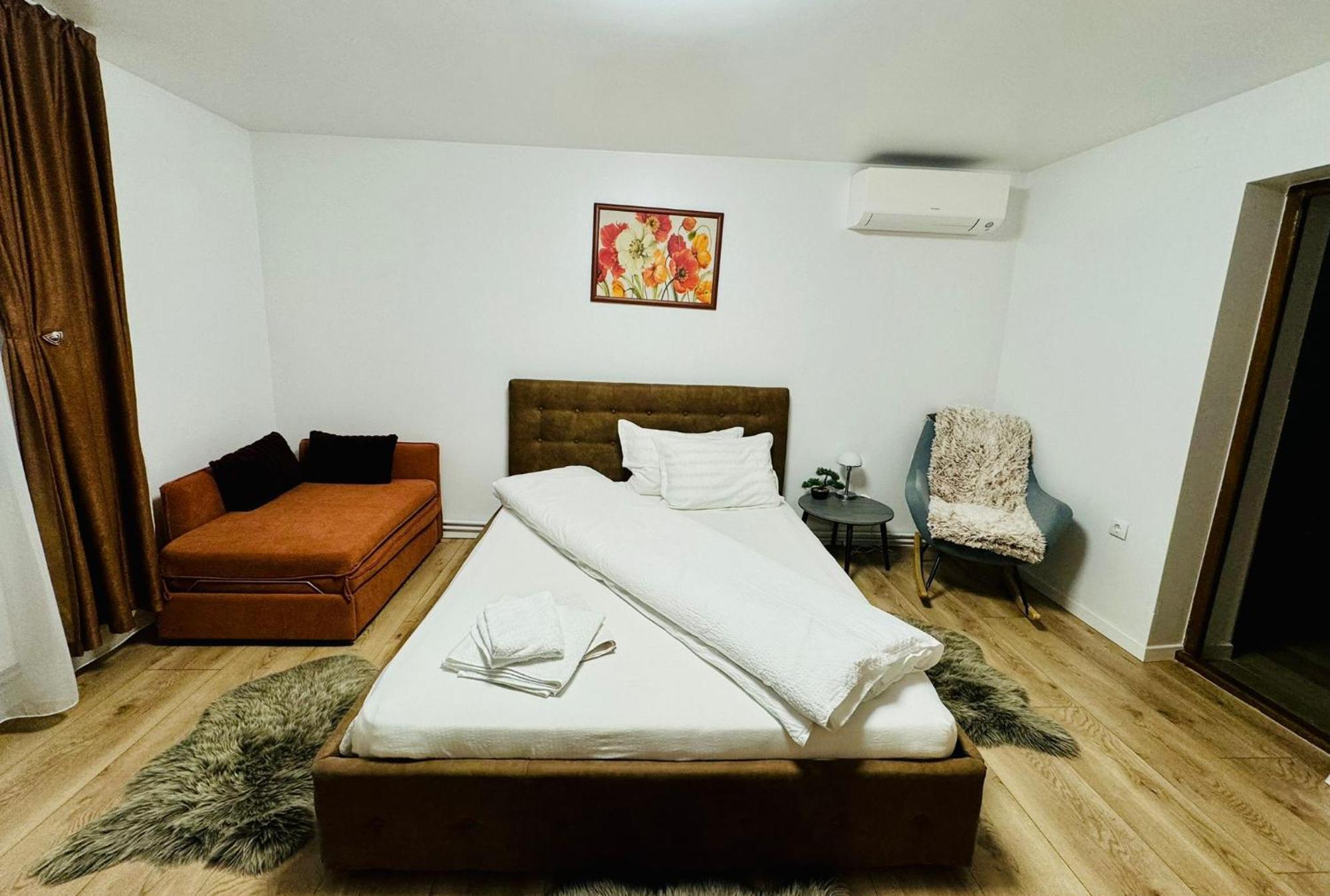Cazare Colibita Casa Lipan מראה חיצוני תמונה